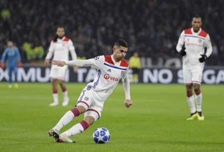 这显示出他 这显示出他